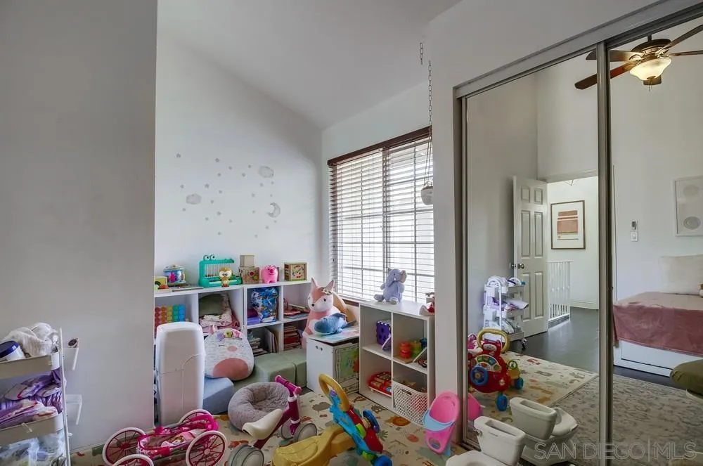 10248 Maya Linda Rd. home-pic-24